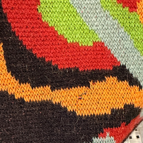 FARM Rio Multicolor Abstract Sweater - Picture 5 of 5